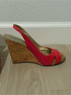 GUESS Coral Slingback Cork Wedge Sandals - Size 9